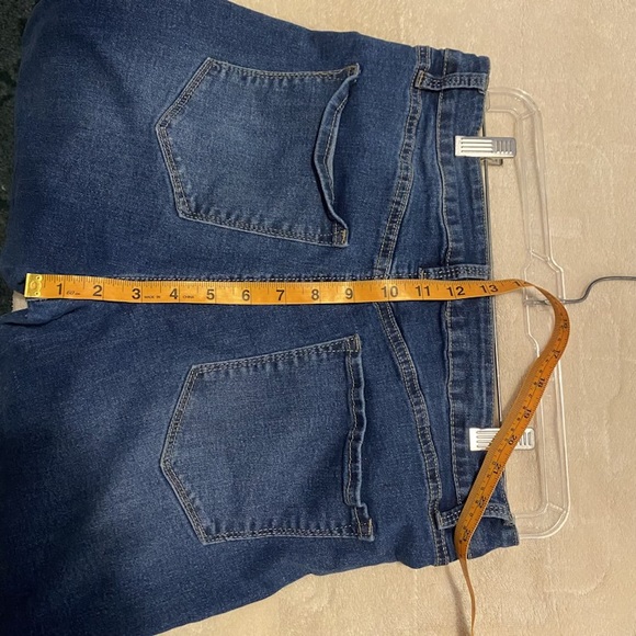 a1985-C3 - Rue 21 - Size 12 Woman Bottoms ~Jeans & Navy Blue - Picture 15 of 15